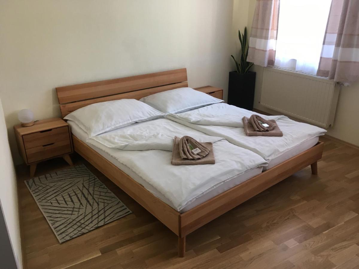 Lindenhof Ybbs Bed and Breakfast Ybbs an der Donau Eksteriør billede